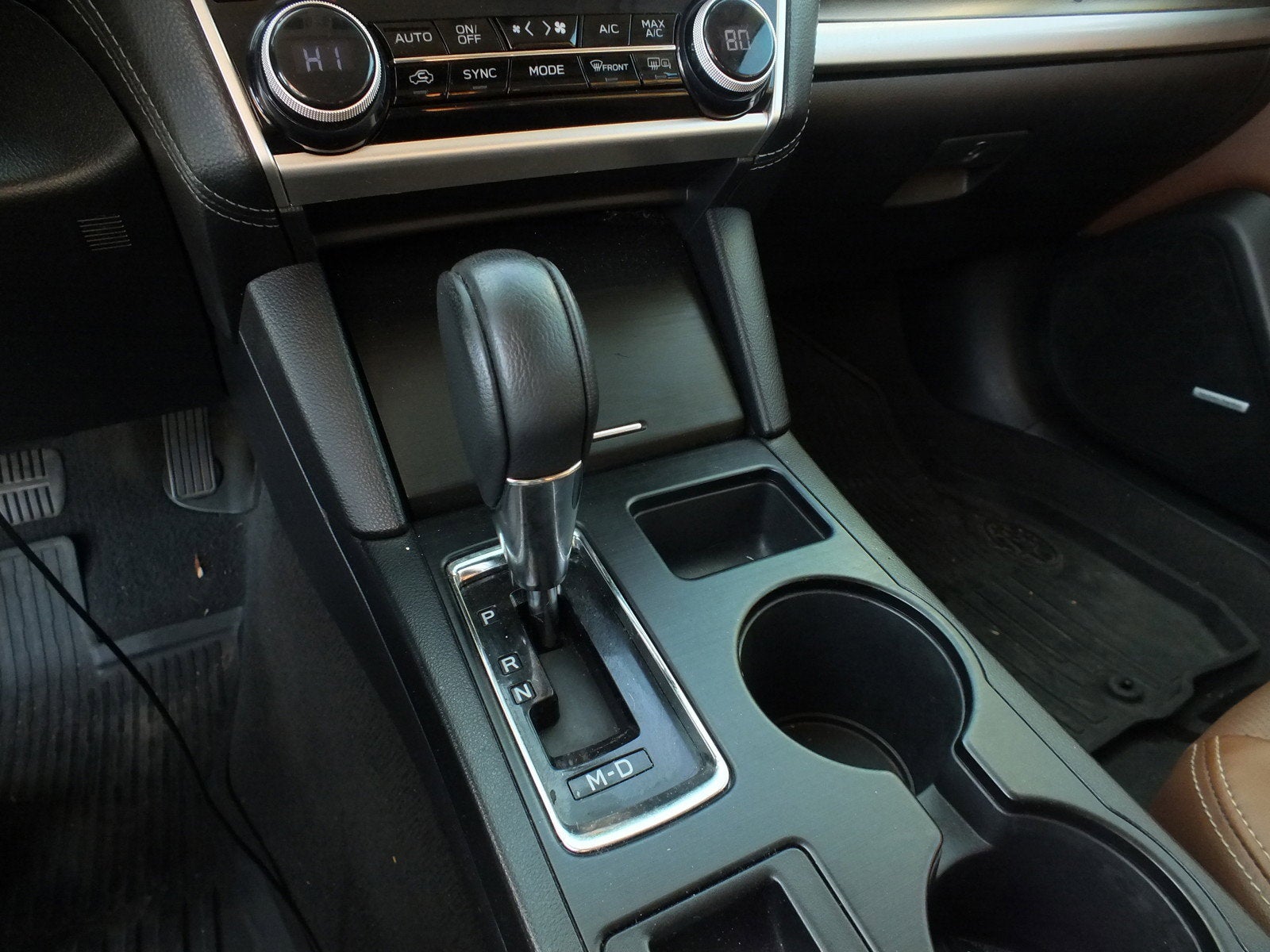 2018 Subaru Outback Touring AWD *CLEAN CARFAX!*