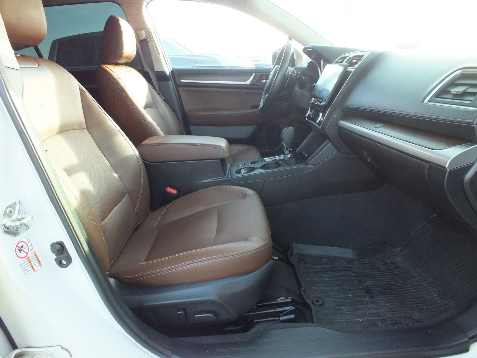 2018 Subaru Outback Touring AWD *CLEAN CARFAX!*