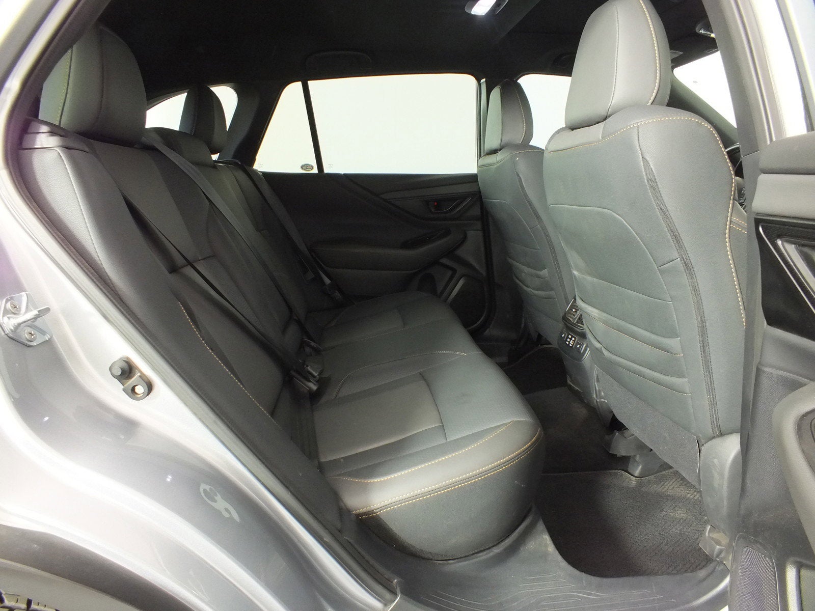 2025 Subaru Outback Wilderness AWD *1-OWNER*