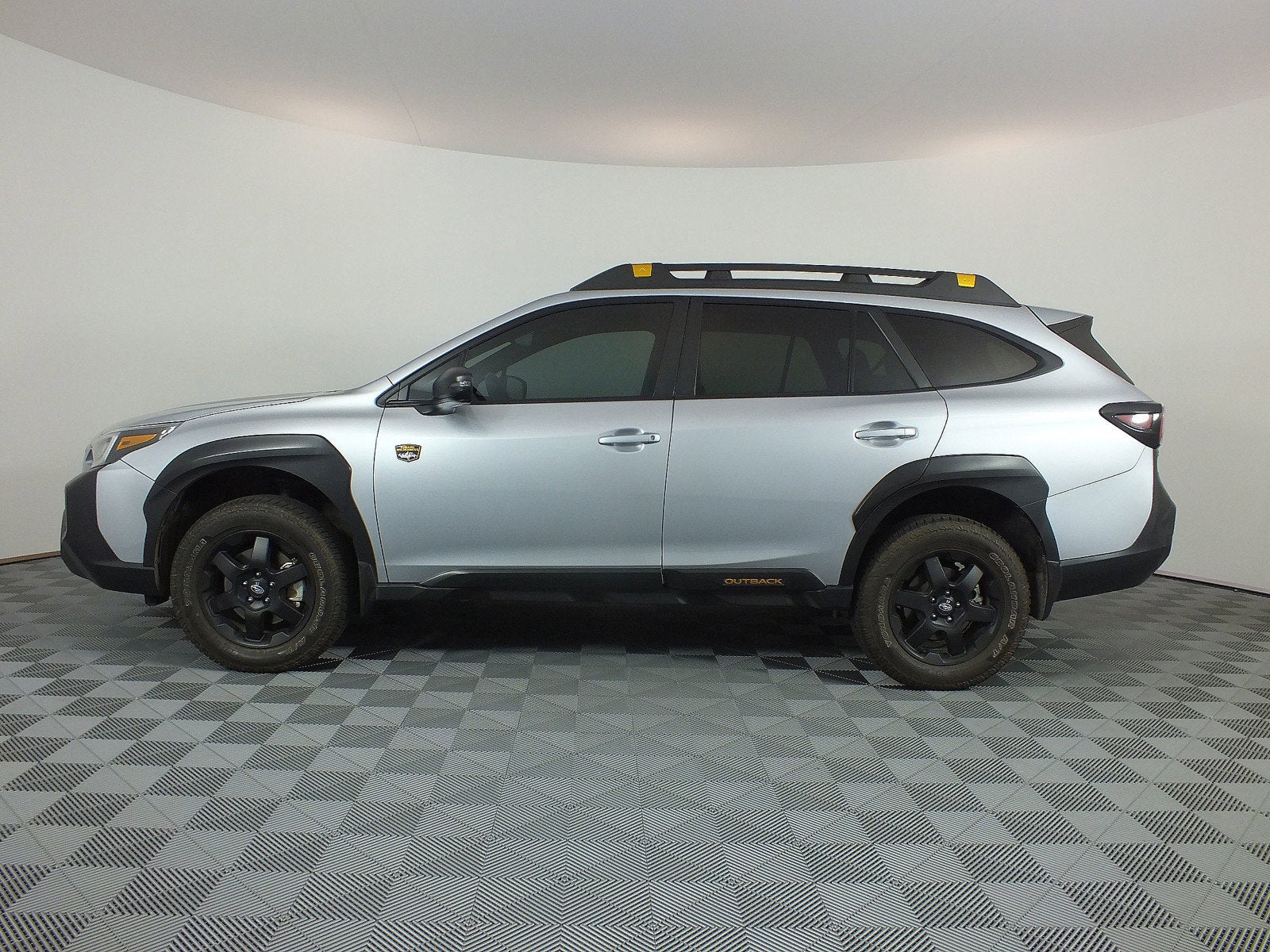 2025 Subaru Outback Wilderness AWD *1-OWNER*