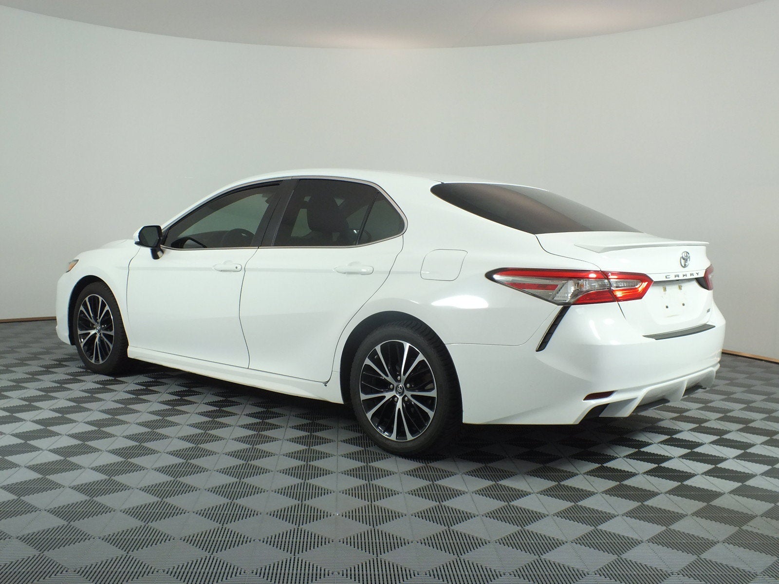 2018 Toyota Camry SE *1-OWNER*