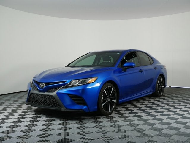 2018 Toyota Camry SE *RELIABLE DAILY DRIVER!*