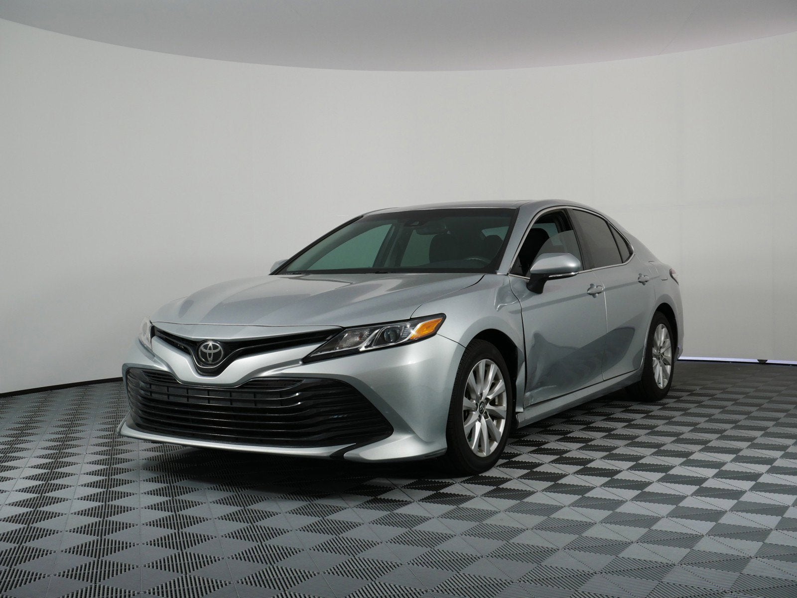 2018 Toyota Camry LE FWD *GREAT MPG!*