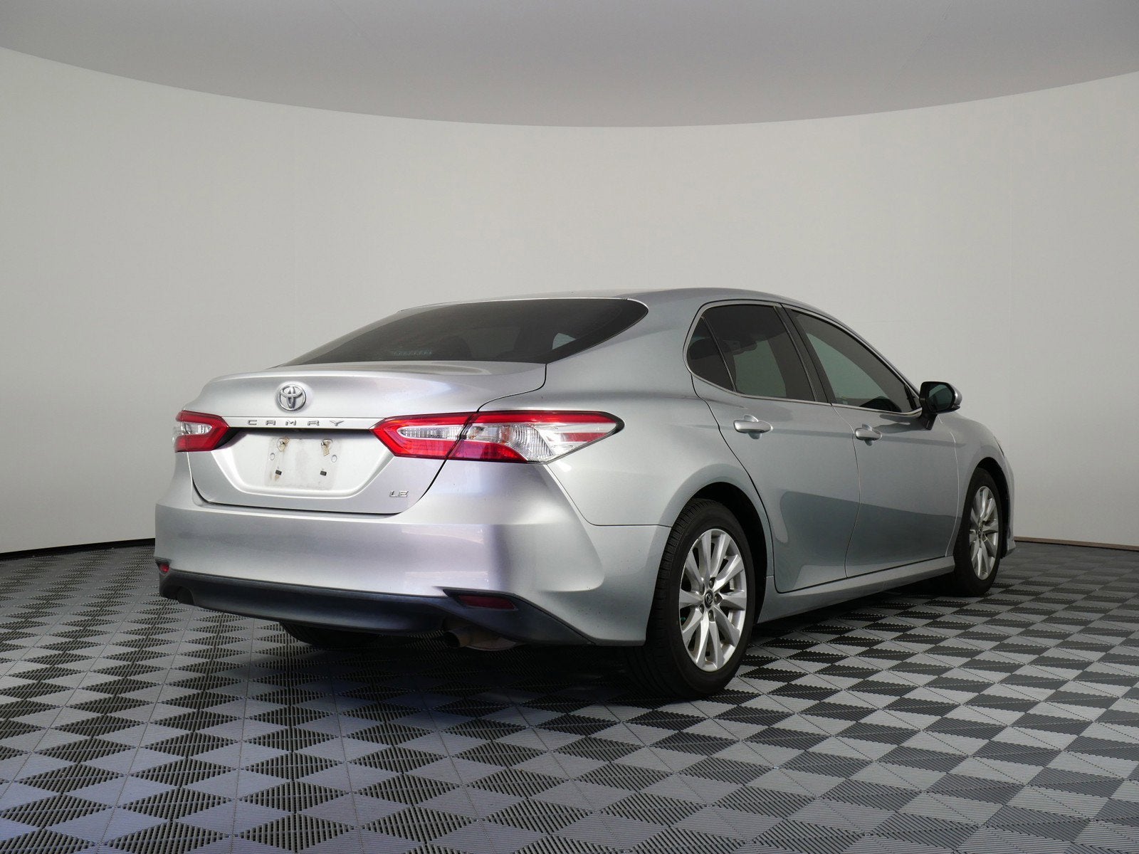 2018 Toyota Camry LE FWD *GREAT MPG!*