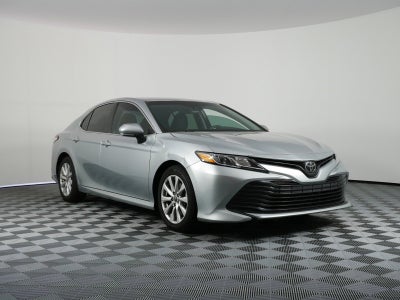 2018 Toyota Camry LE FWD *GREAT MPG!*