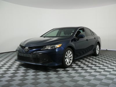 2019 Toyota Camry LE *RELIABLE DAILY DRIVER!*