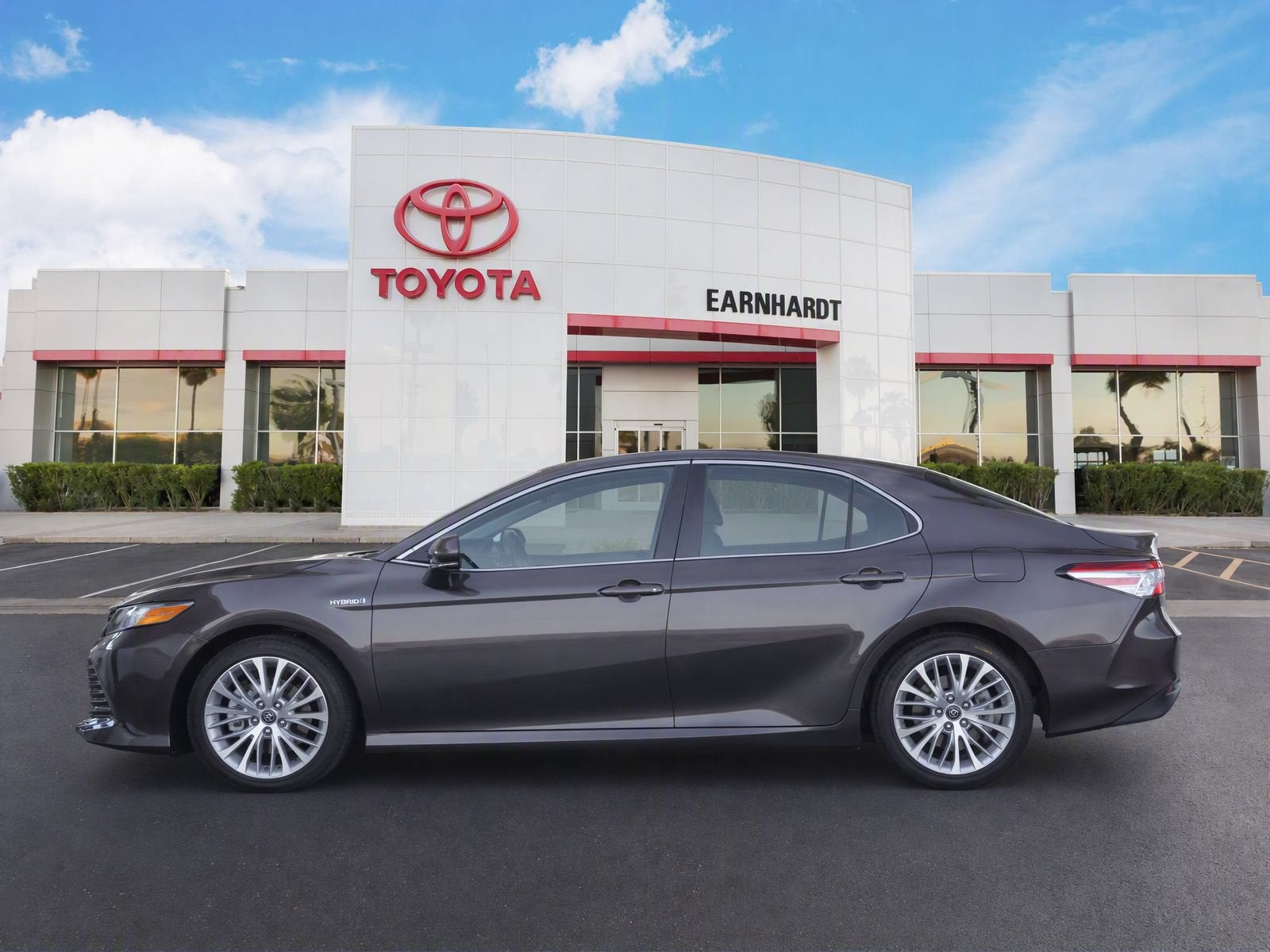 2018 Toyota Camry Hybrid XLE *CLEAN CARFAX*