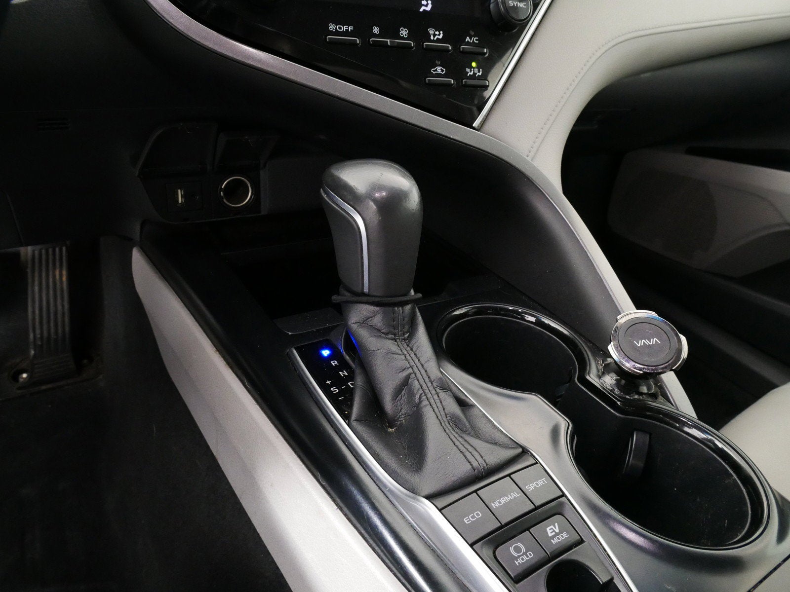 2018 Toyota Camry Hybrid SE *1-OWNER*