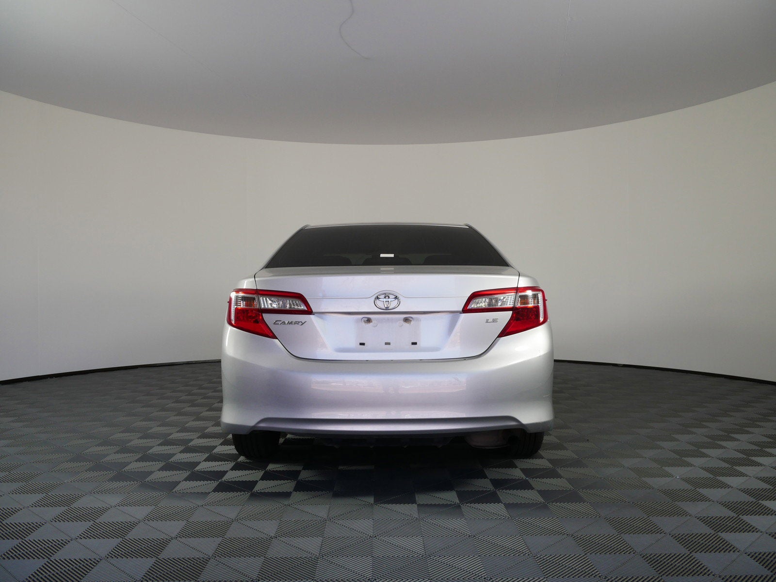 2012 Toyota Camry LE *RELIABLE DAILY DRIVER!*