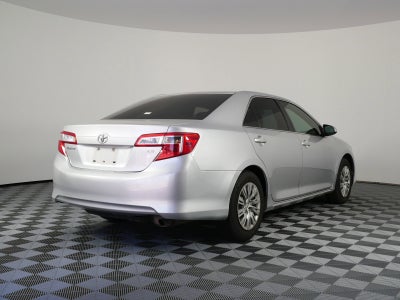 2012 Toyota Camry LE *RELIABLE DAILY DRIVER!*
