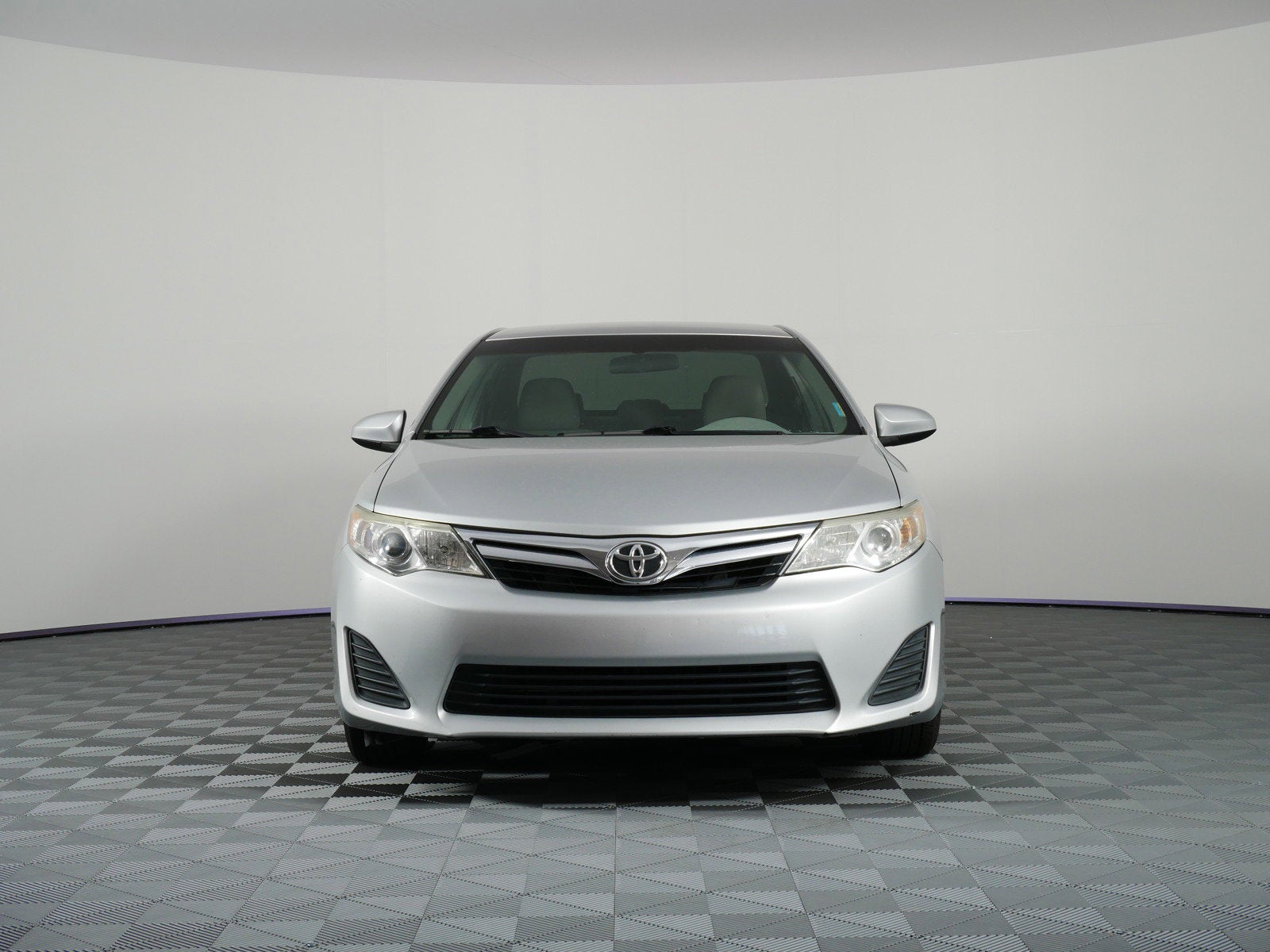 2012 Toyota Camry LE *RELIABLE DAILY DRIVER!*