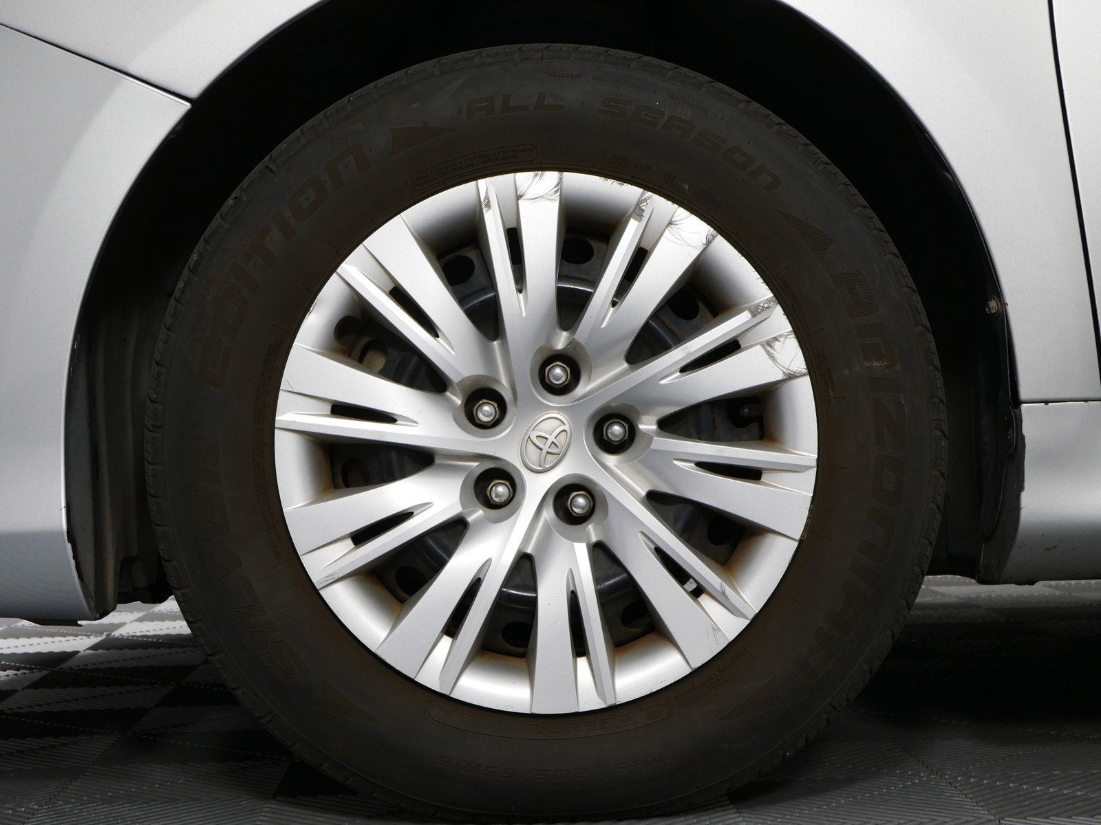 2012 Toyota Camry LE *RELIABLE DAILY DRIVER!*