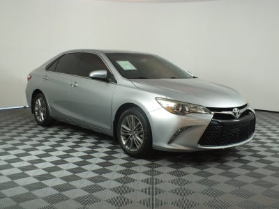2016 Toyota Camry SE *RELIABLE DAILY DRIVER!*