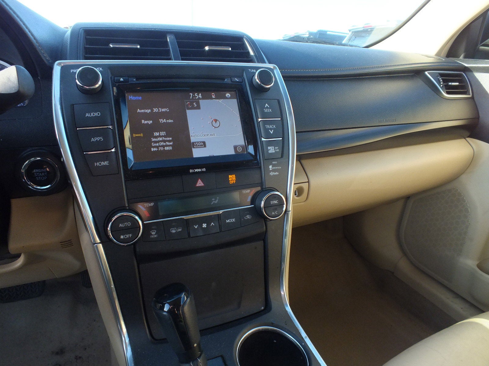 2016 Toyota Camry XLE *RELIABLE DAILY DRIVER*