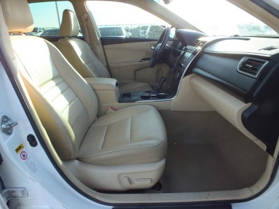 2016 Toyota Camry XLE *RELIABLE DAILY DRIVER*