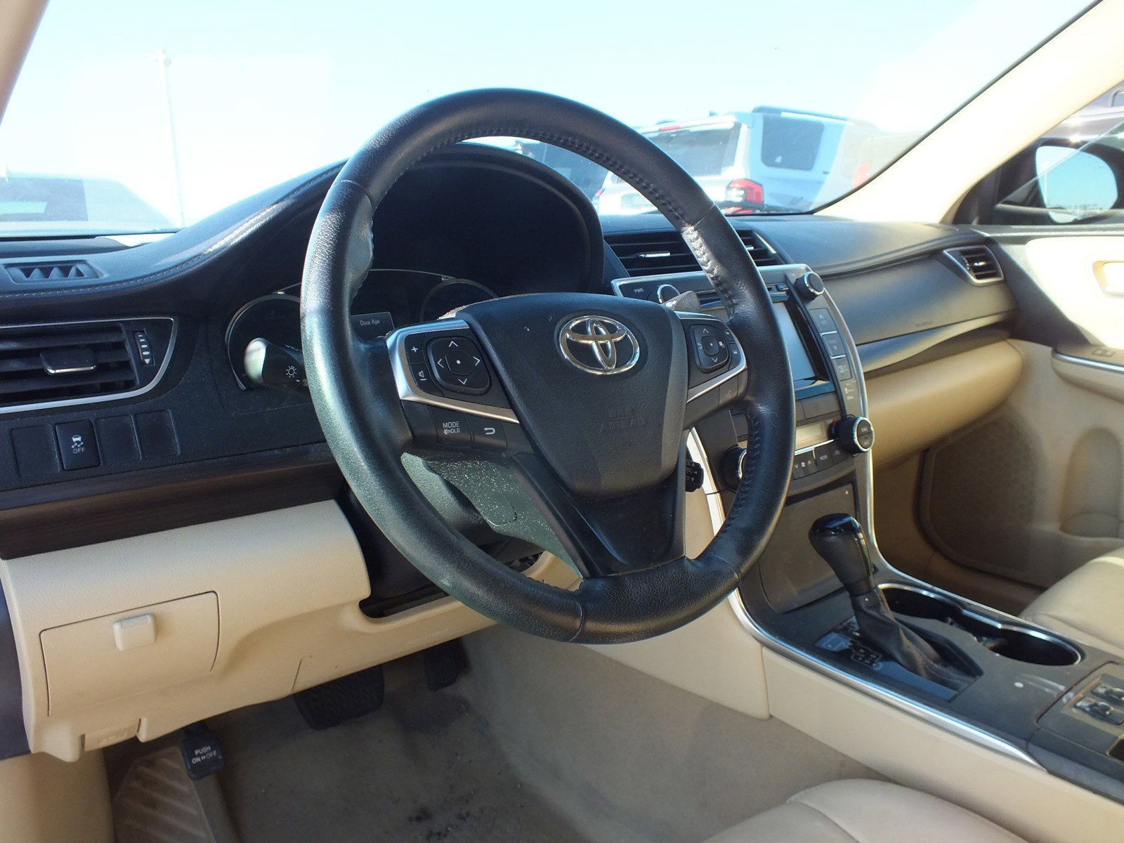 2016 Toyota Camry XLE *RELIABLE DAILY DRIVER*