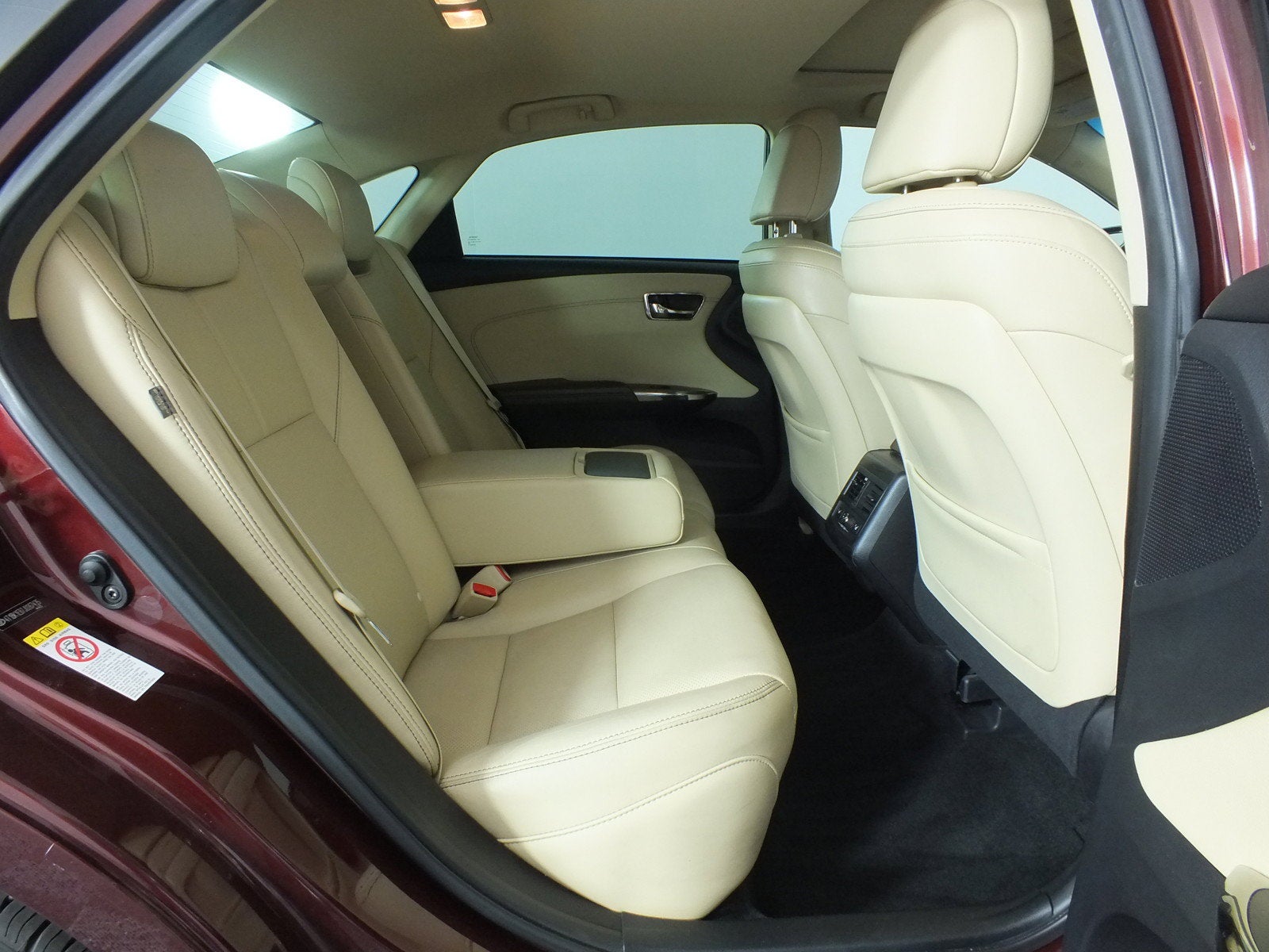 2018 Toyota Avalon Limited *WELL MAINTAINED*