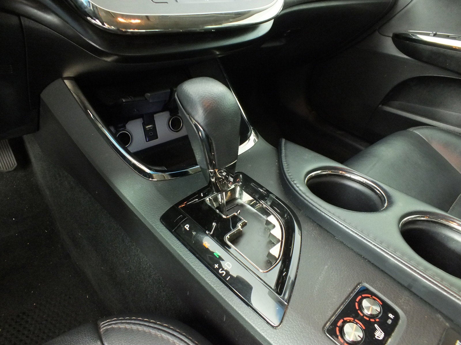 2016 Toyota Avalon XLE FWD *1 OWNER!*