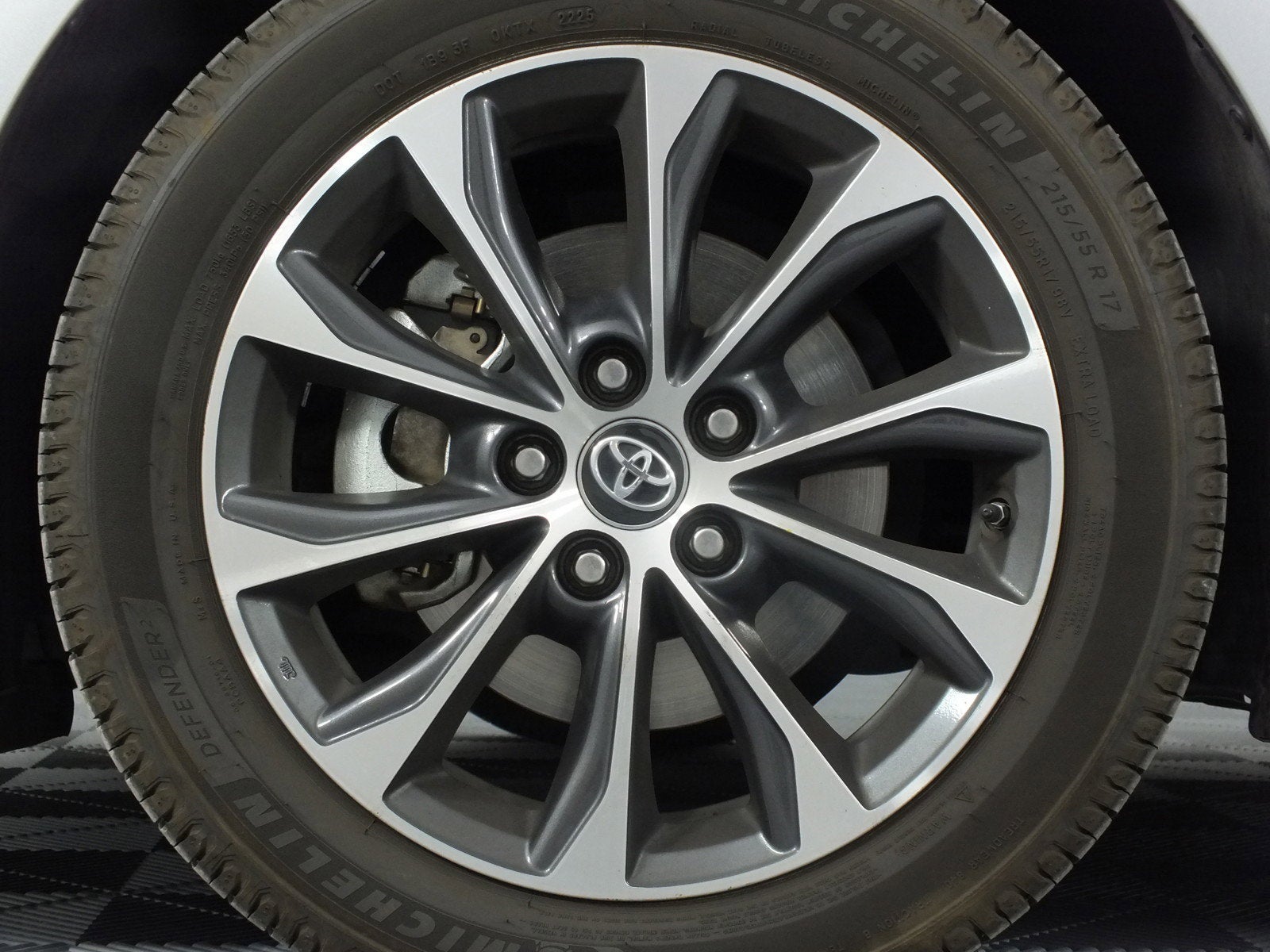 2016 Toyota Avalon XLE FWD *1 OWNER!*