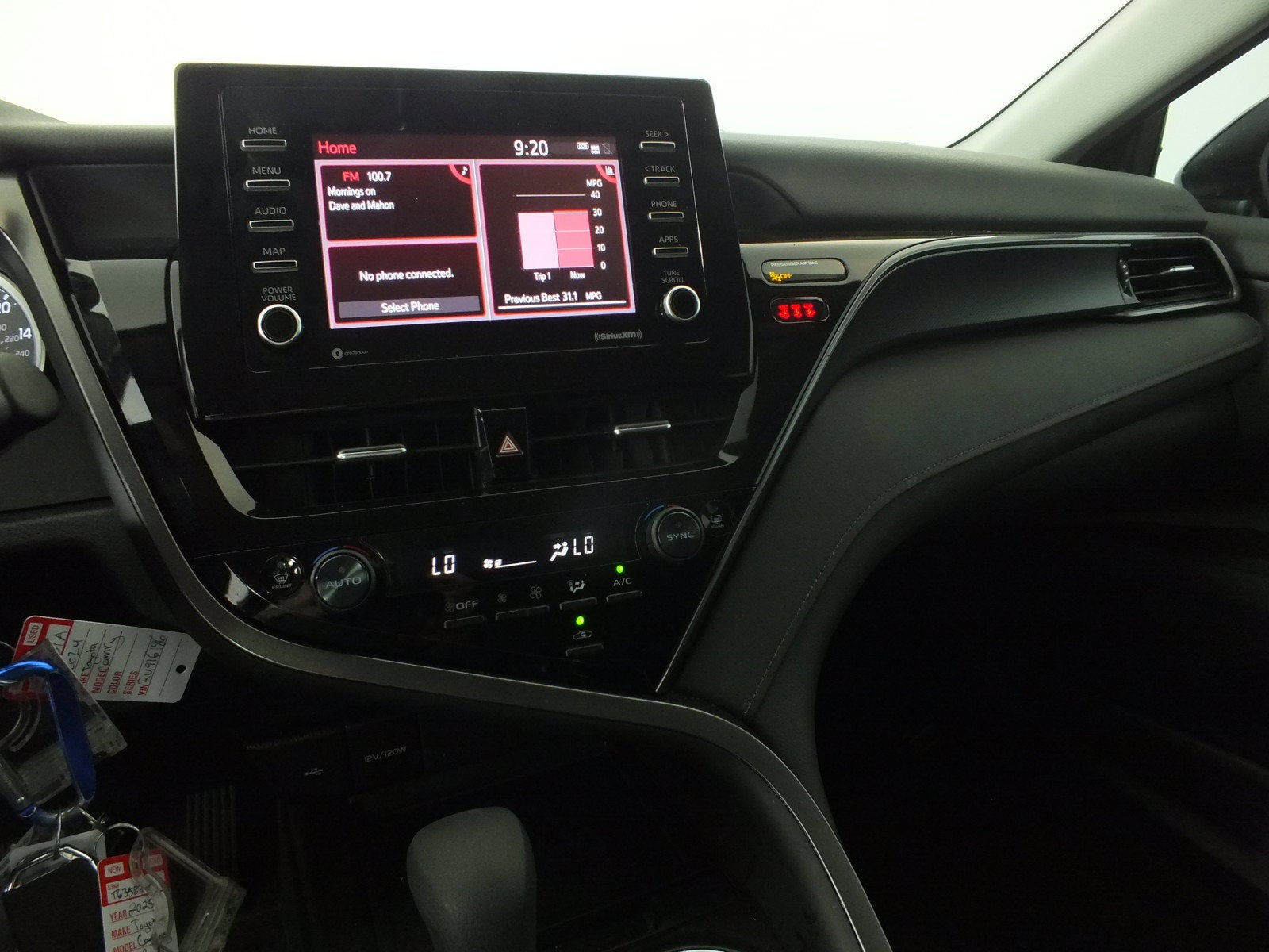 2024 Toyota Camry LE *CLEAN CARFAX*