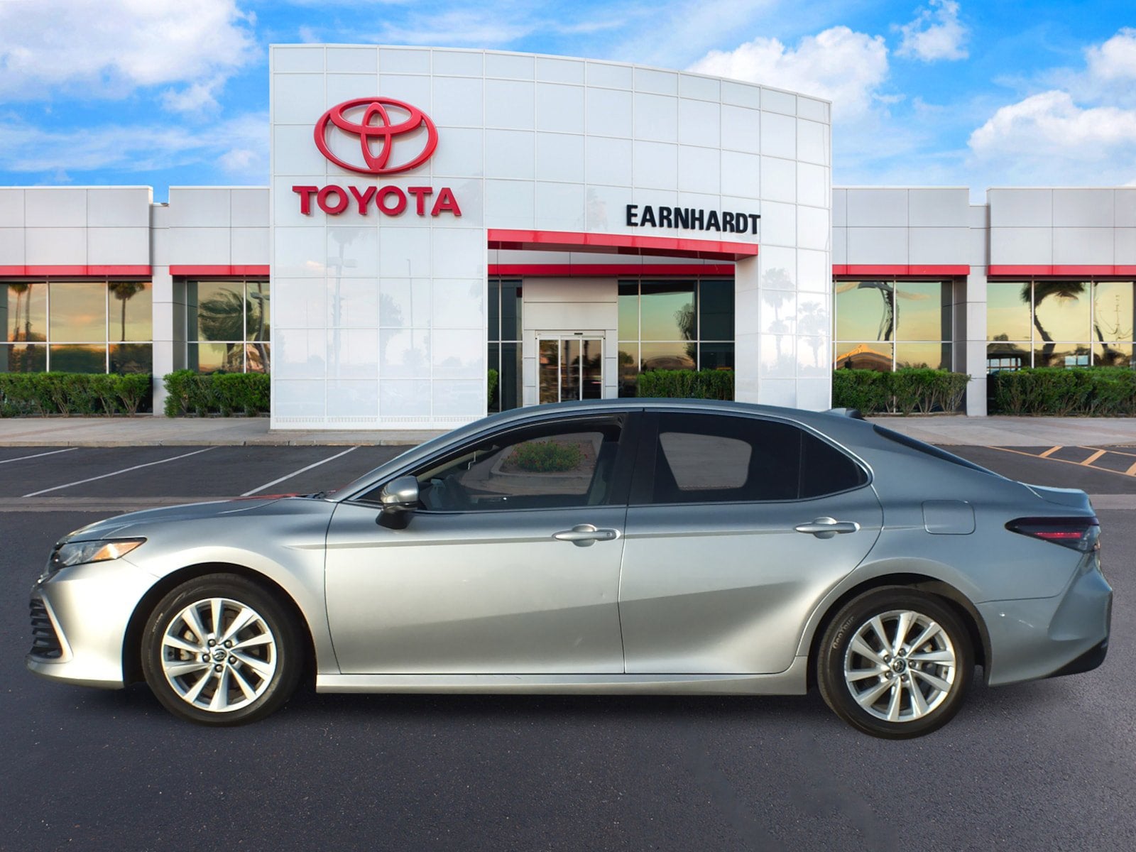 2023 Toyota Camry LE *CLEAN CARFAX*