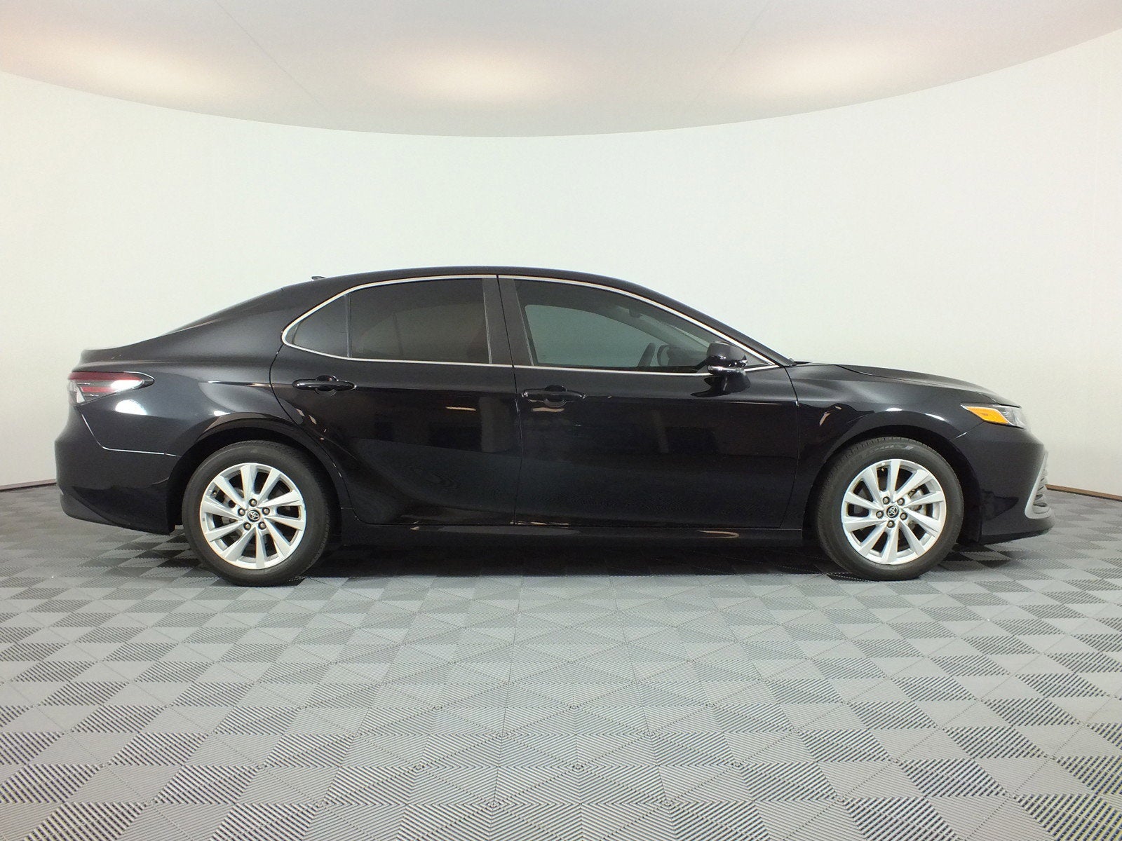 2024 Toyota Camry LE *1-OWNER*