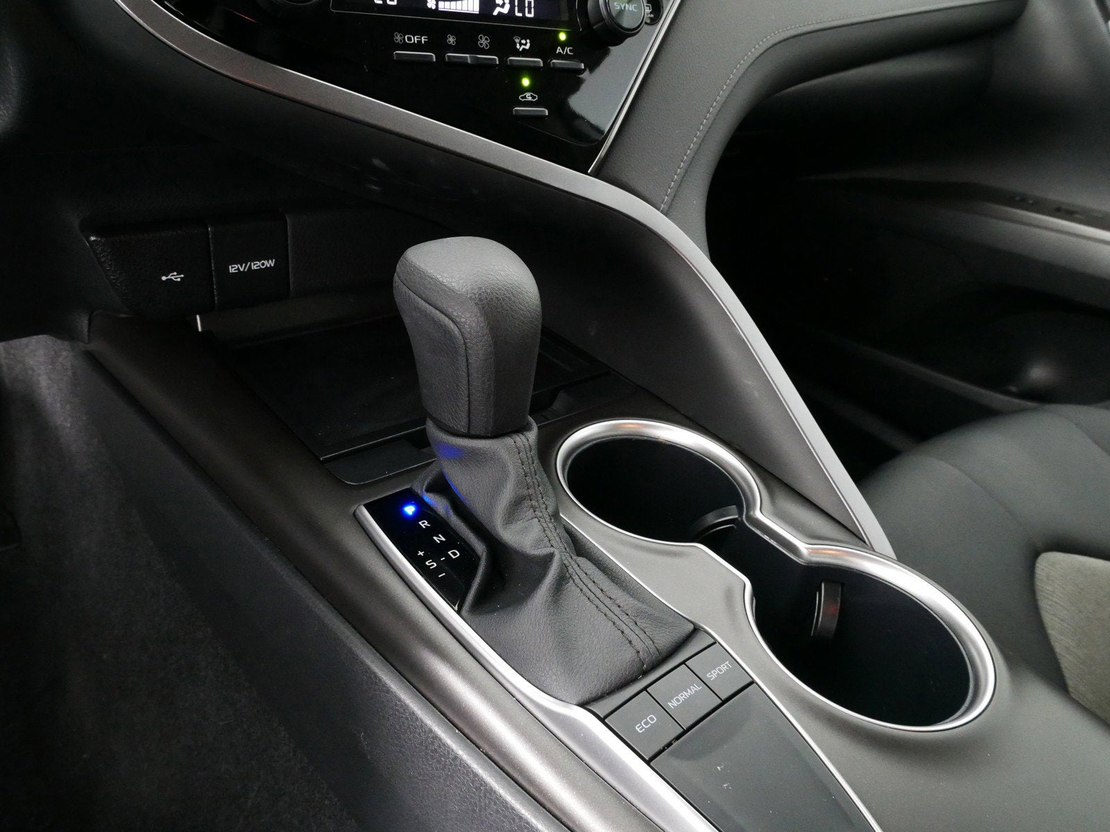 2024 Toyota Camry LE *1-OWNER*