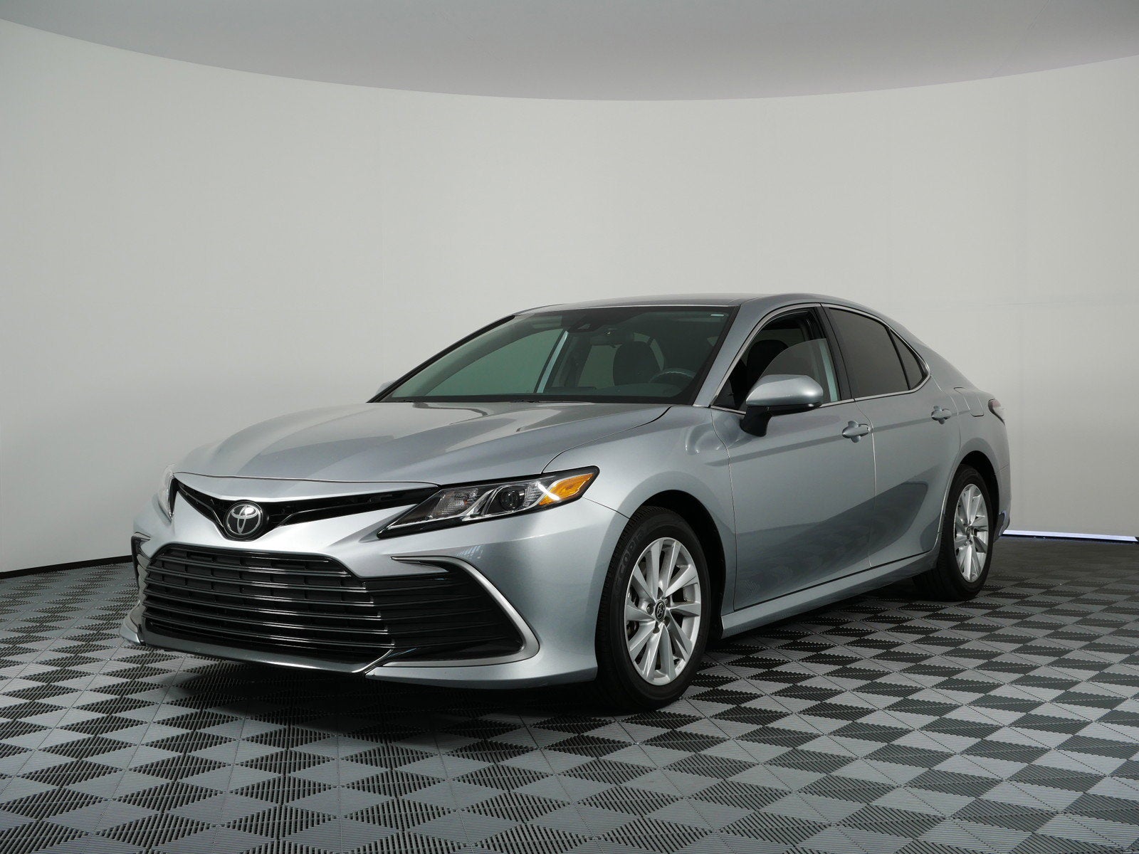 2024 Toyota Camry LE *1-OWNER*