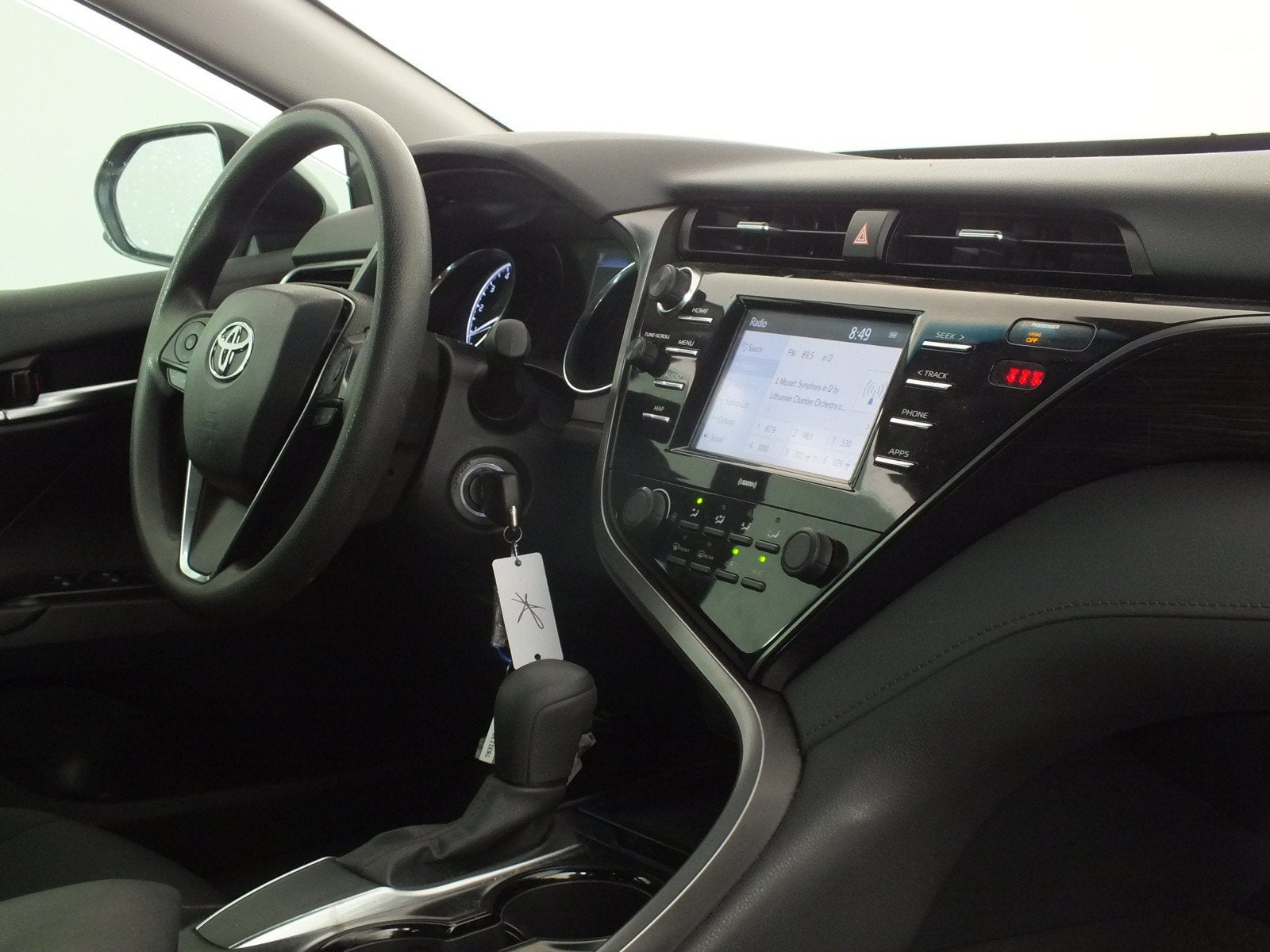 2020 Toyota Camry LE *CLEAN CARFAX*