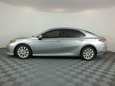 2020 Toyota Camry LE *CLEAN CARFAX*
