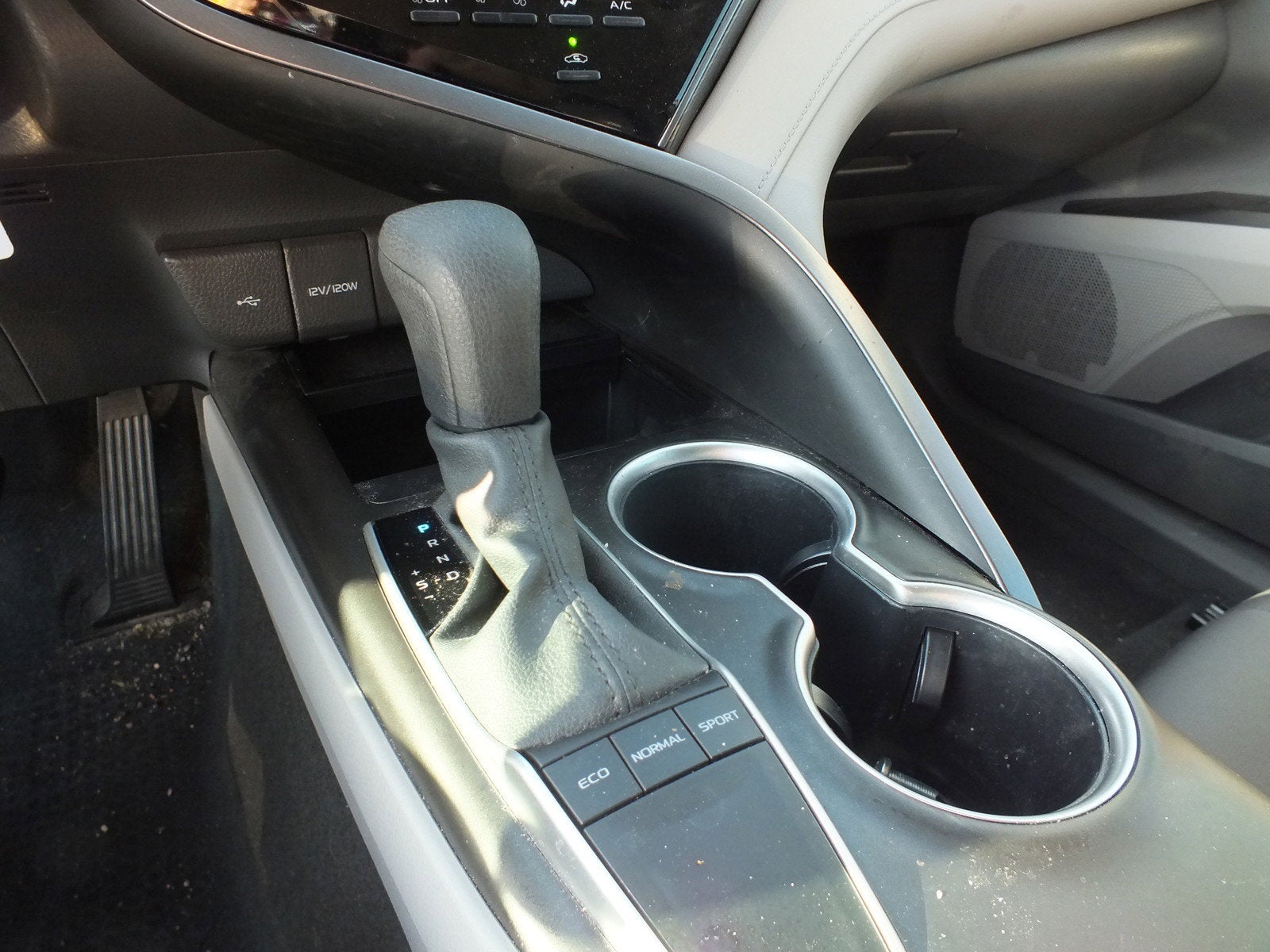 2024 Toyota Camry LE *1-OWNER! UNDER 20K MILES*