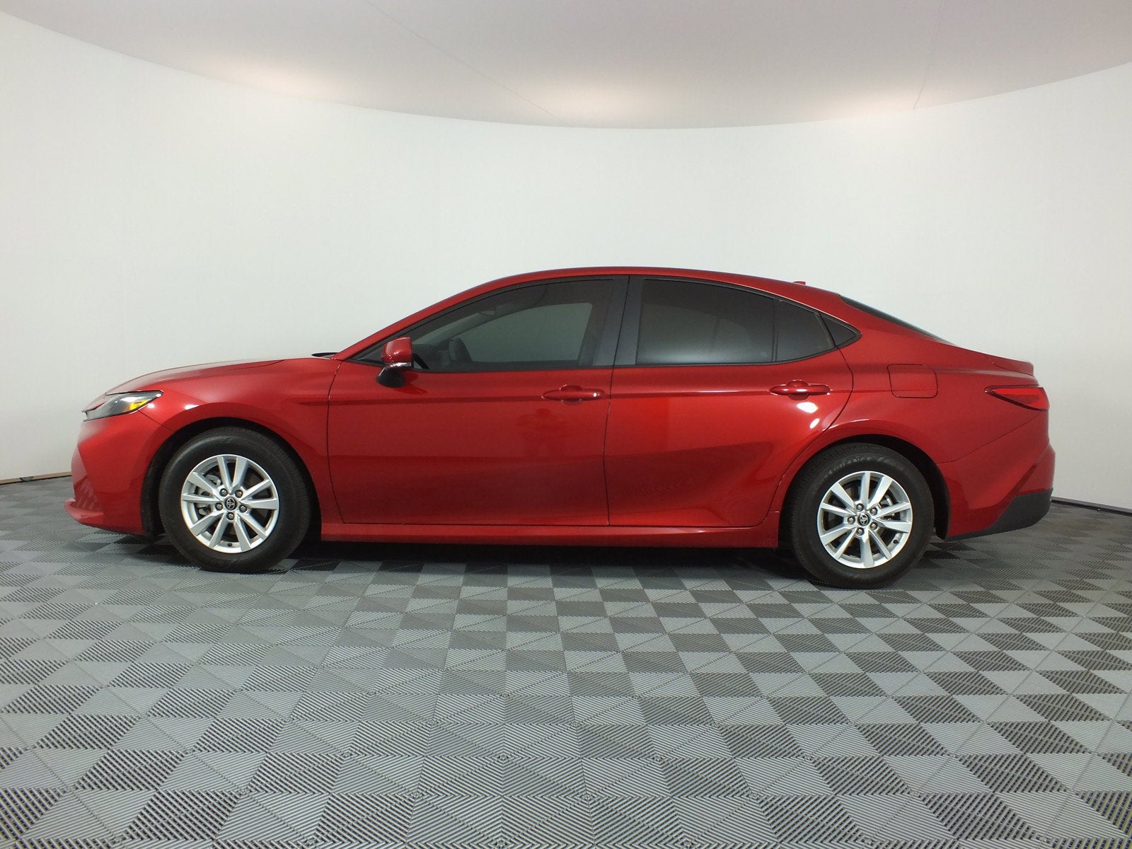 2025 Toyota Camry LE Hybrid *1-OWNER*
