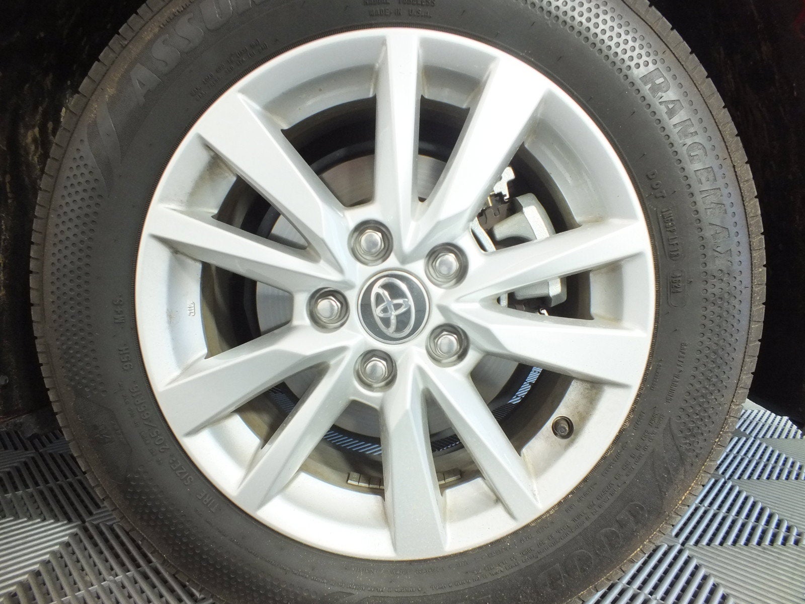 2025 Toyota Camry LE Hybrid *1-OWNER*