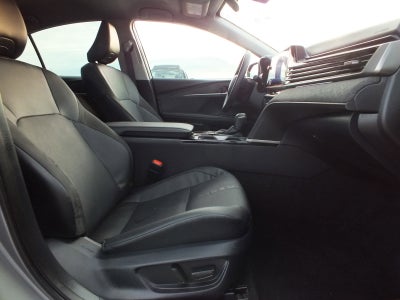 2025 Toyota Camry XLE FWD *1 OWNER, CLEAN CARFAX!*