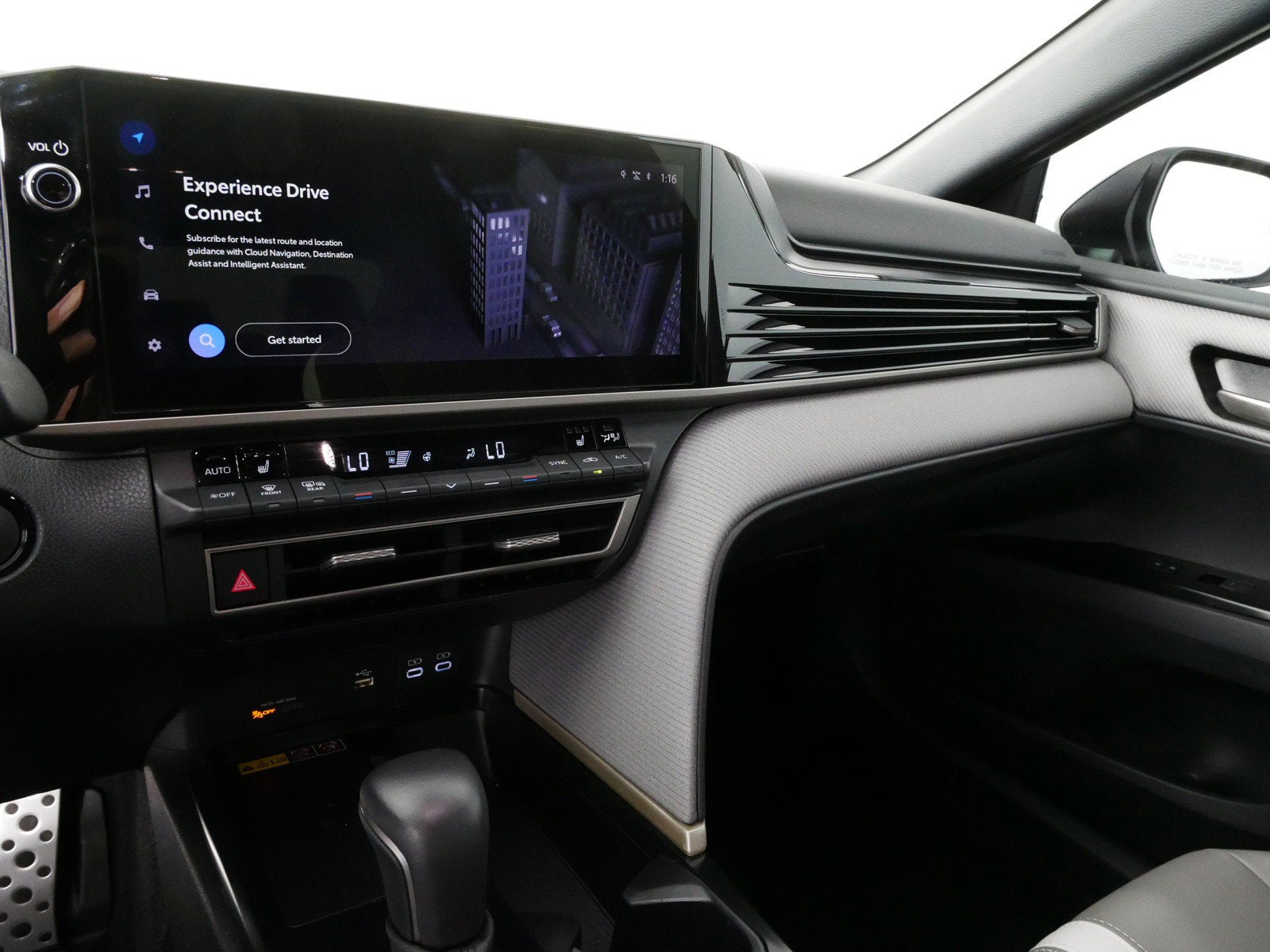 2025 Toyota Camry SE *1-OWNER*