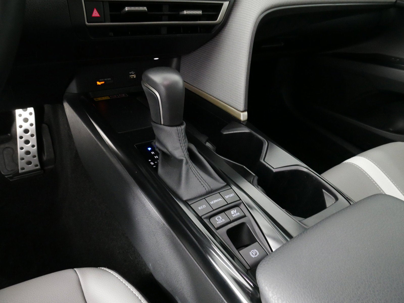 2025 Toyota Camry SE *1-OWNER*