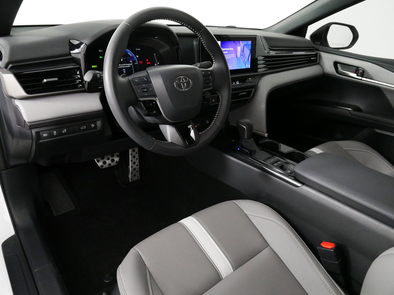 2025 Toyota Camry SE Hybrid *1-OWNER*