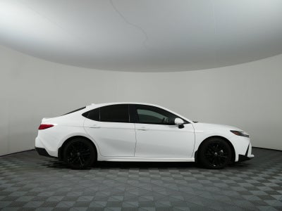 2025 Toyota Camry SE Hybrid *1-OWNER*