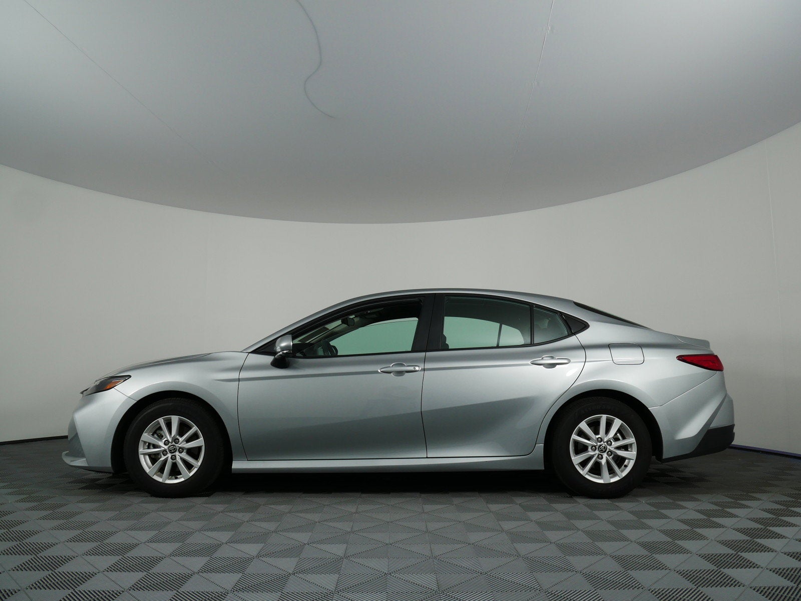 2026 Toyota Camry LE Hybrid *1-OWNER*