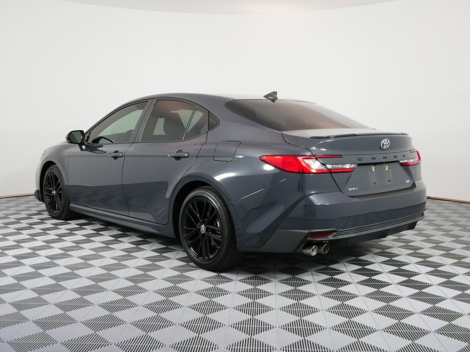 2025 Toyota Camry SE Hybrid *1-OWNER*