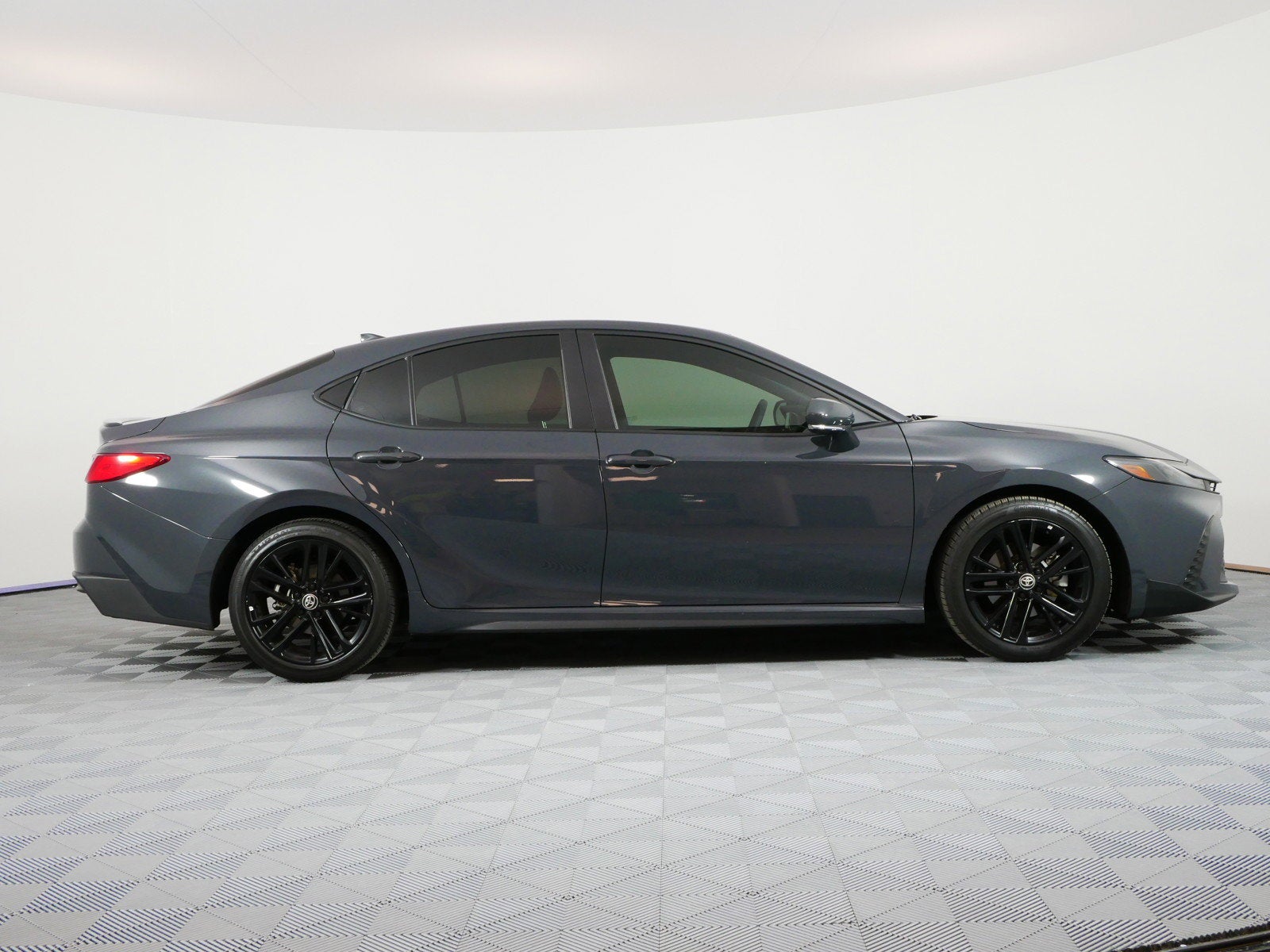 2025 Toyota Camry SE Hybrid *1-OWNER*