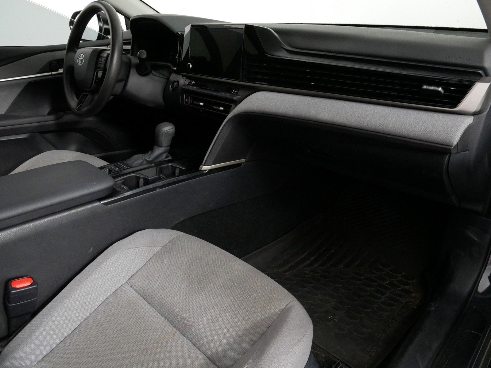 2025 Toyota Camry LE FWD *1 OWNER, CLEAN CARFAX!*