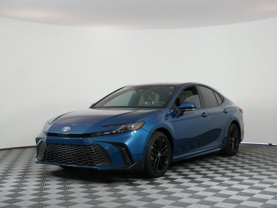 2025 Toyota Camry SE FWD *CLEAN CARFAX!*