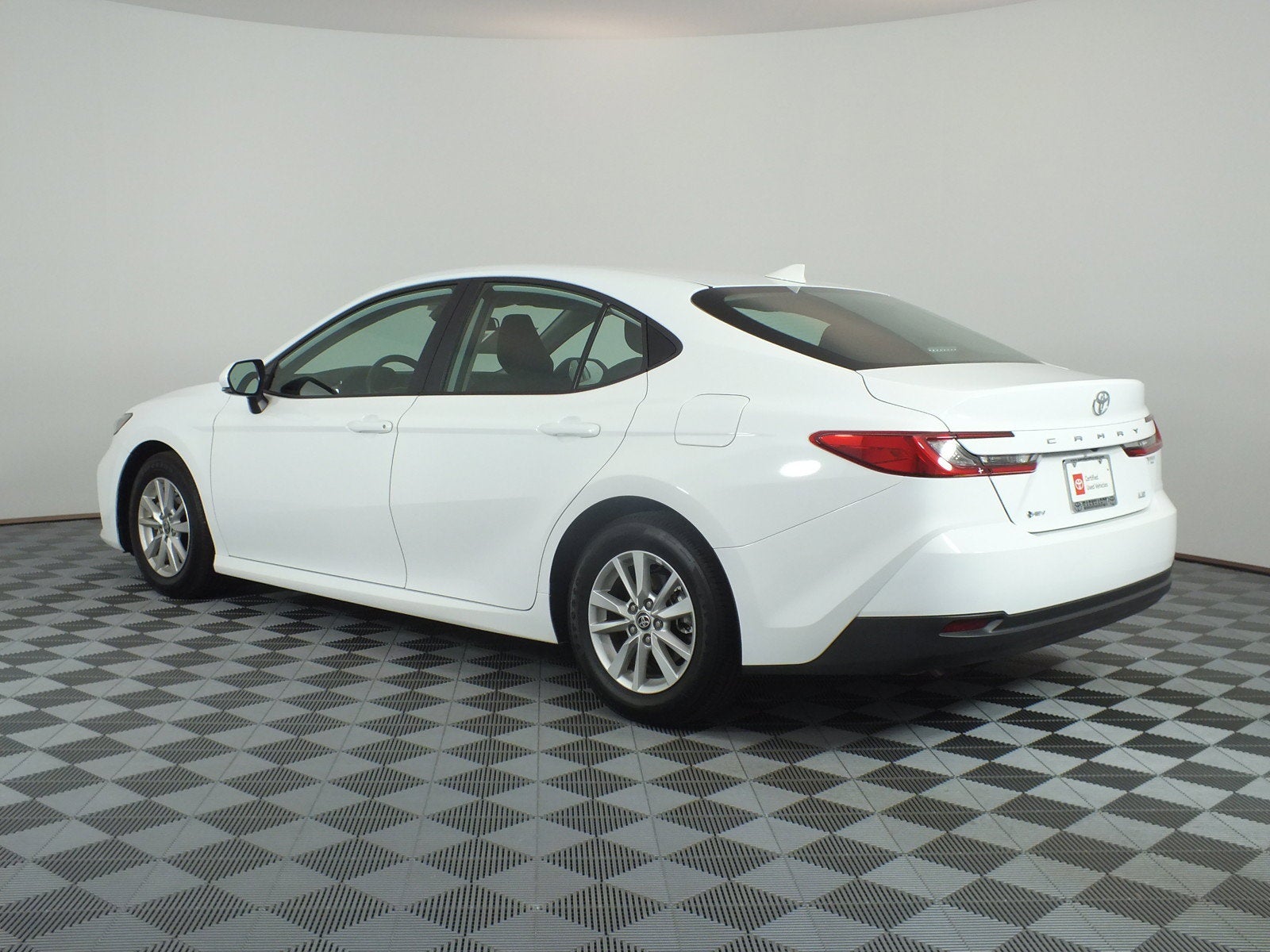 2026 Toyota Camry LE Hybrid *1-OWNER*