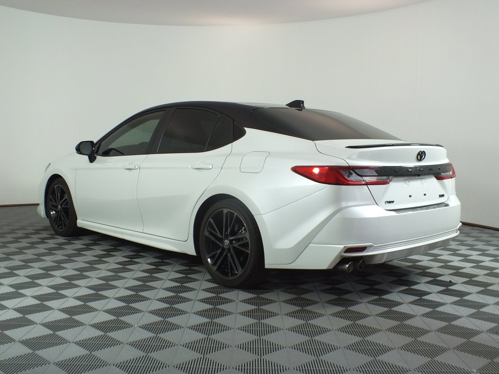 2025 Toyota Camry XSE Hybrid *1-OWNER*