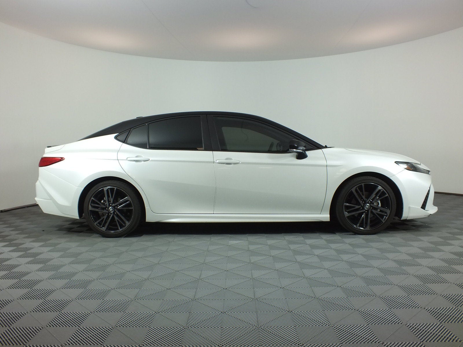 2025 Toyota Camry XSE Hybrid *1-OWNER*