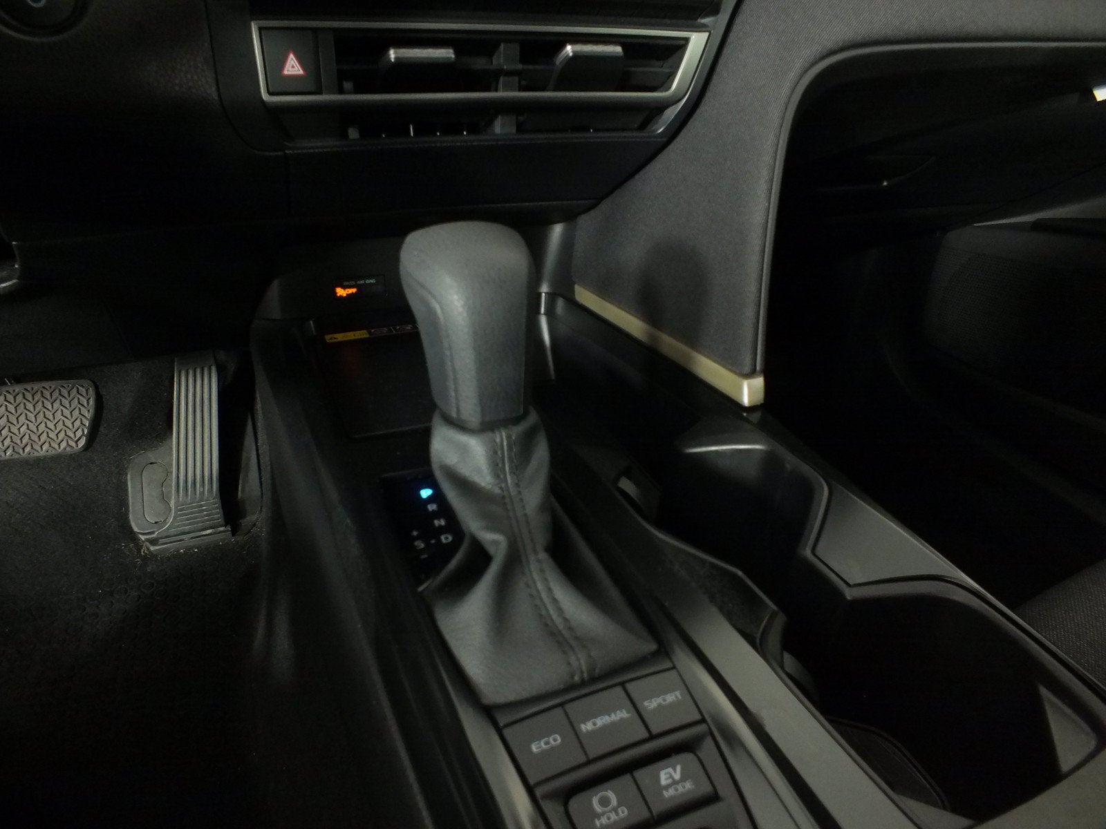 2025 Toyota Camry LE *1-OWNER! UNDER 10K MILES!*