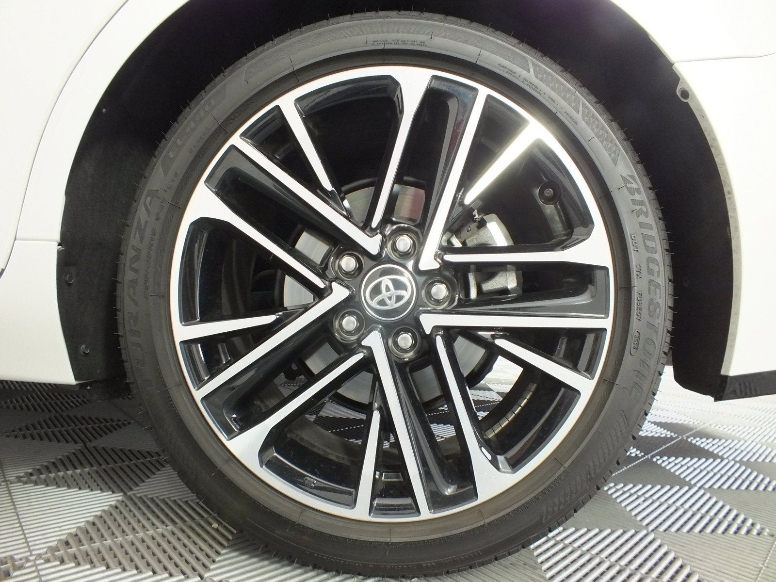 2025 Toyota Camry XLE Hybrid *1-OWNER*