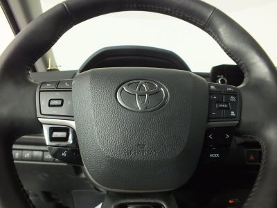 2025 Toyota Camry XLE Hybrid *1-OWNER*