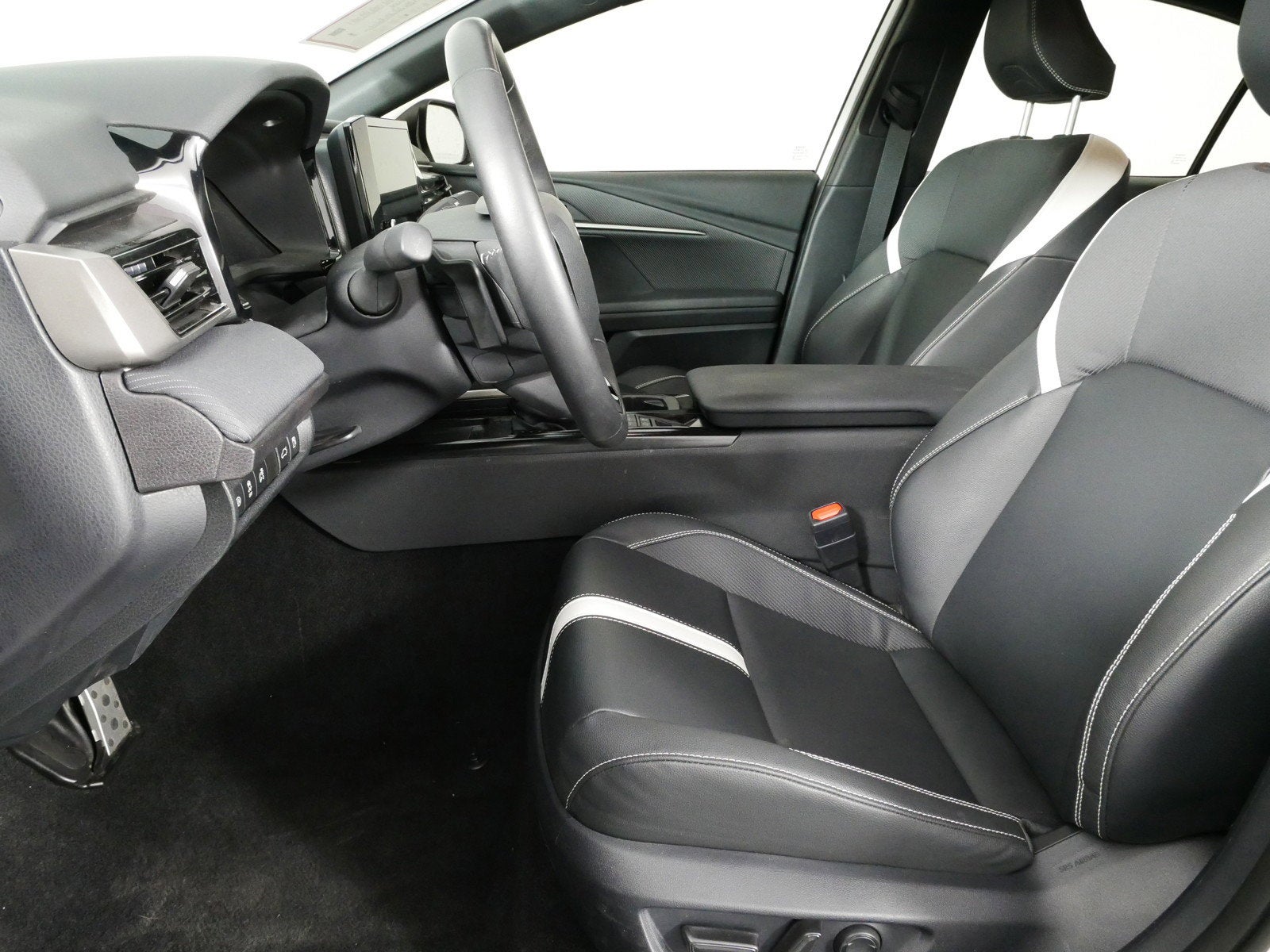 2025 Toyota Camry SE HYBRID *1-OWNER*